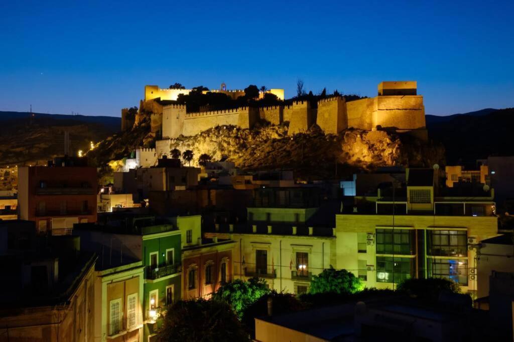 Apartamento Lifehouse Cathedral * Free Parking* Superiorwifi* Almería Exterior foto